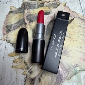 MAC COSMETICS LA VIE EN ROUGE MATTE BNIB Lipstick Very Rare Discontinued Limited
